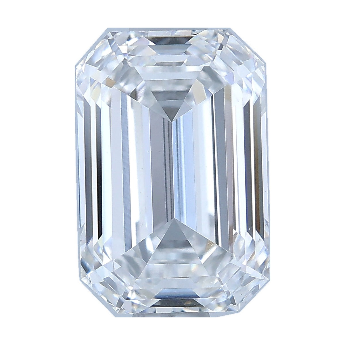 1.53 ct emerald lab-grown diamond, E color, VS1 clarity, IGI certified, still from its 360° video