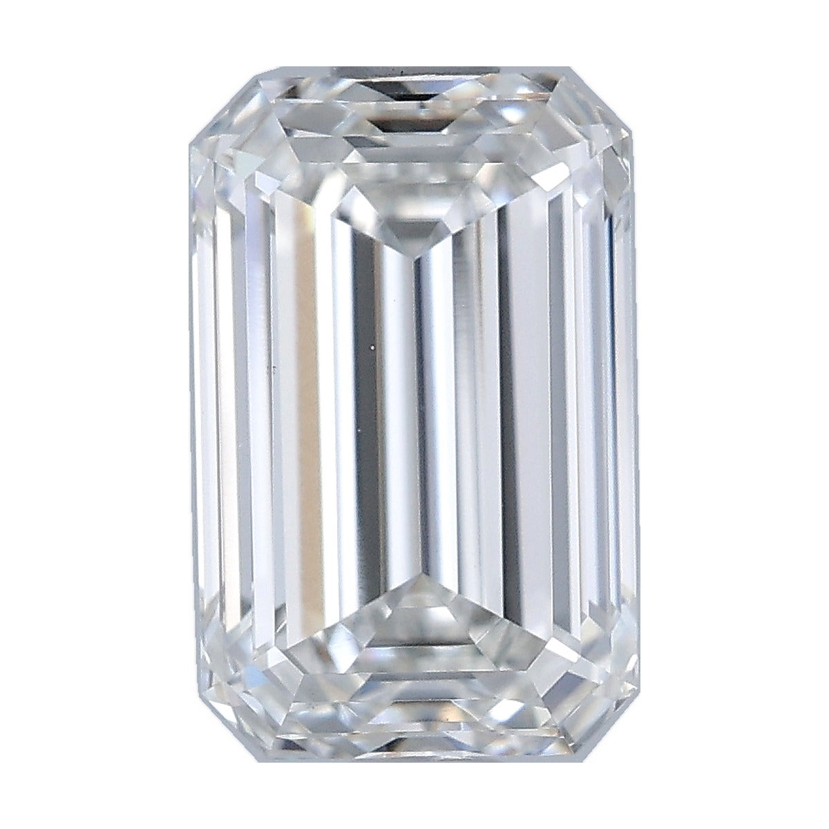 1.71 ct emerald lab-grown diamond, F color, VVS2 clarity, IGI certified, still from its 360° video