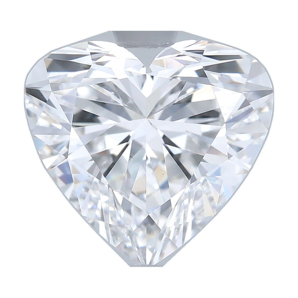 2.02 ct heart lab-grown diamond, D color, VS1 clarity, IGI certified, still from its 360° video