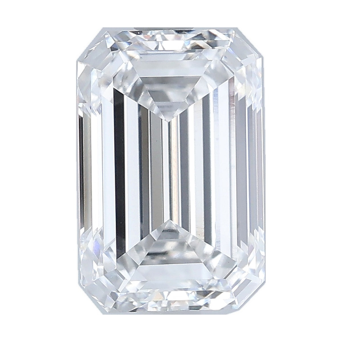 2.52 ct emerald lab-grown diamond, E color, VVS2 clarity, IGI certified, still from its 360° video