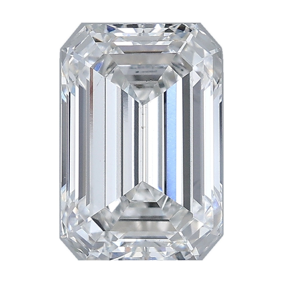 2.53 ct emerald lab-grown diamond, F color, VS1 clarity, IGI certified, still from its 360° video