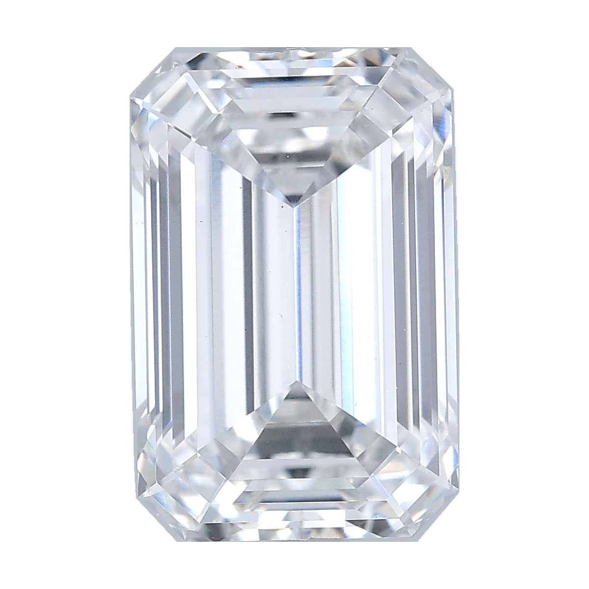 2.56 ct emerald lab-grown diamond, E color, VS1 clarity, IGI certified, still from its 360° video