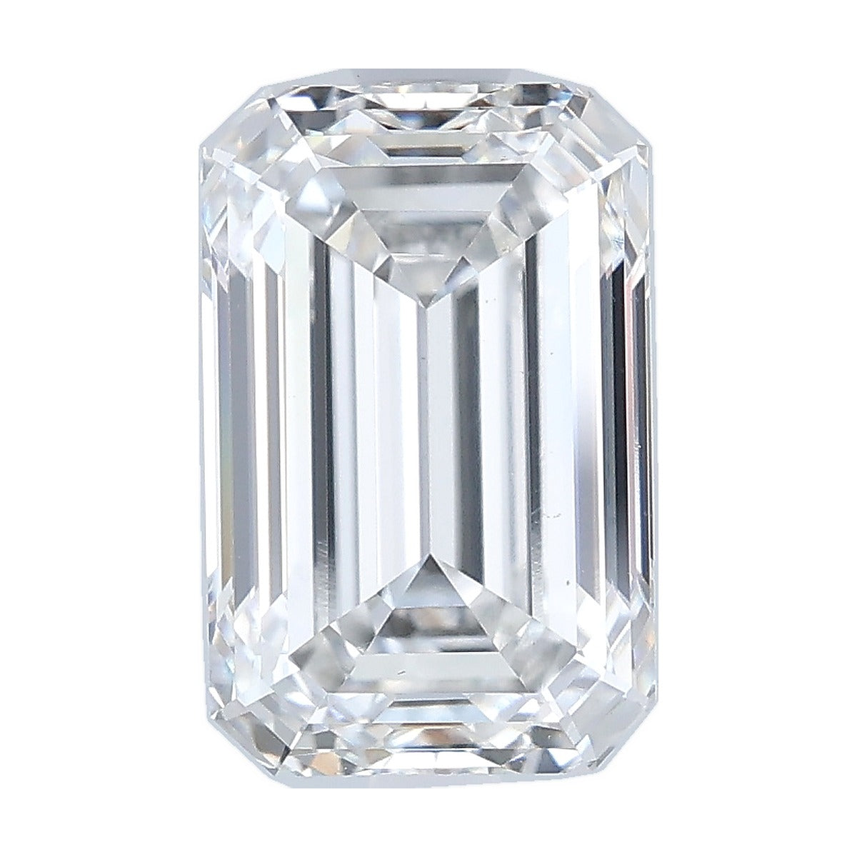 3.04 ct emerald lab-grown diamond, F color, VS1 clarity, IGI certified, still from its 360° video