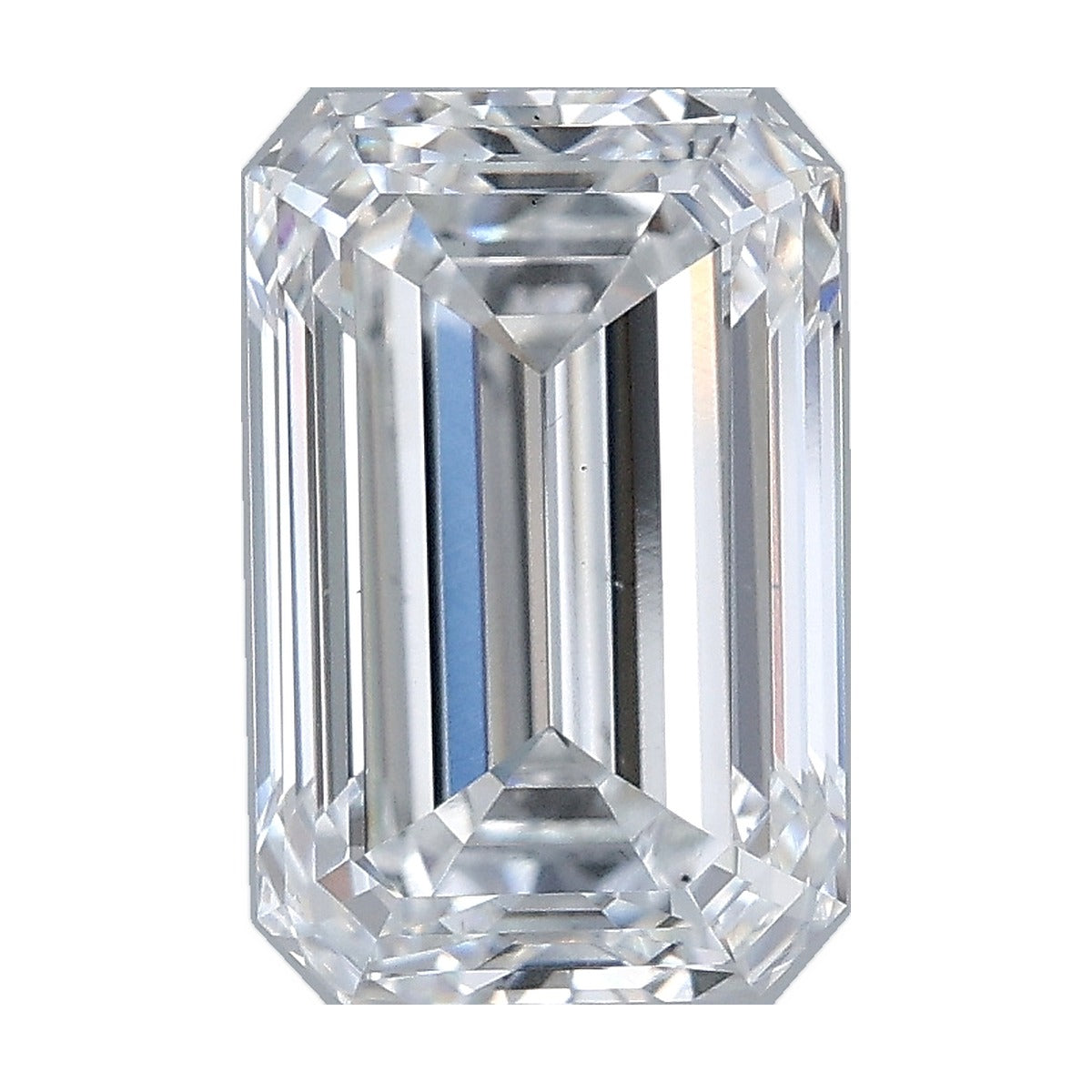 3.05 ct emerald lab-grown diamond, E color, VS1 clarity, IGI certified, still from its 360° video
