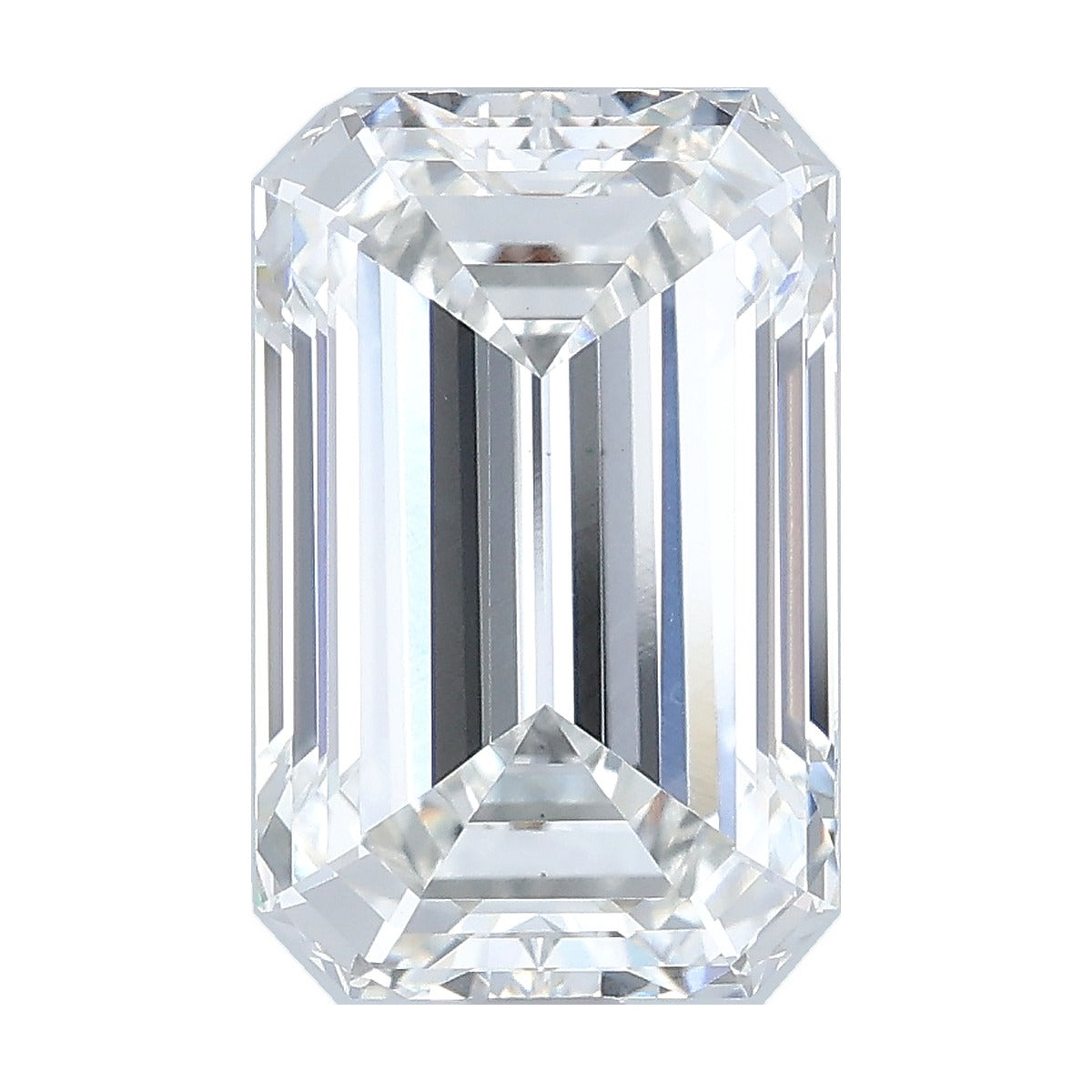 3.41 ct emerald lab-grown diamond, G color, VVS2 clarity, IGI certified, still from its 360° video