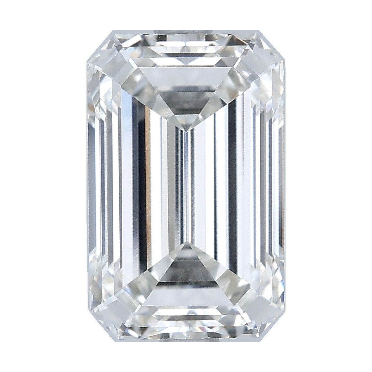 3.78 ct emerald lab-grown diamond, G color, VVS2 clarity, IGI certified, still from its 360° video