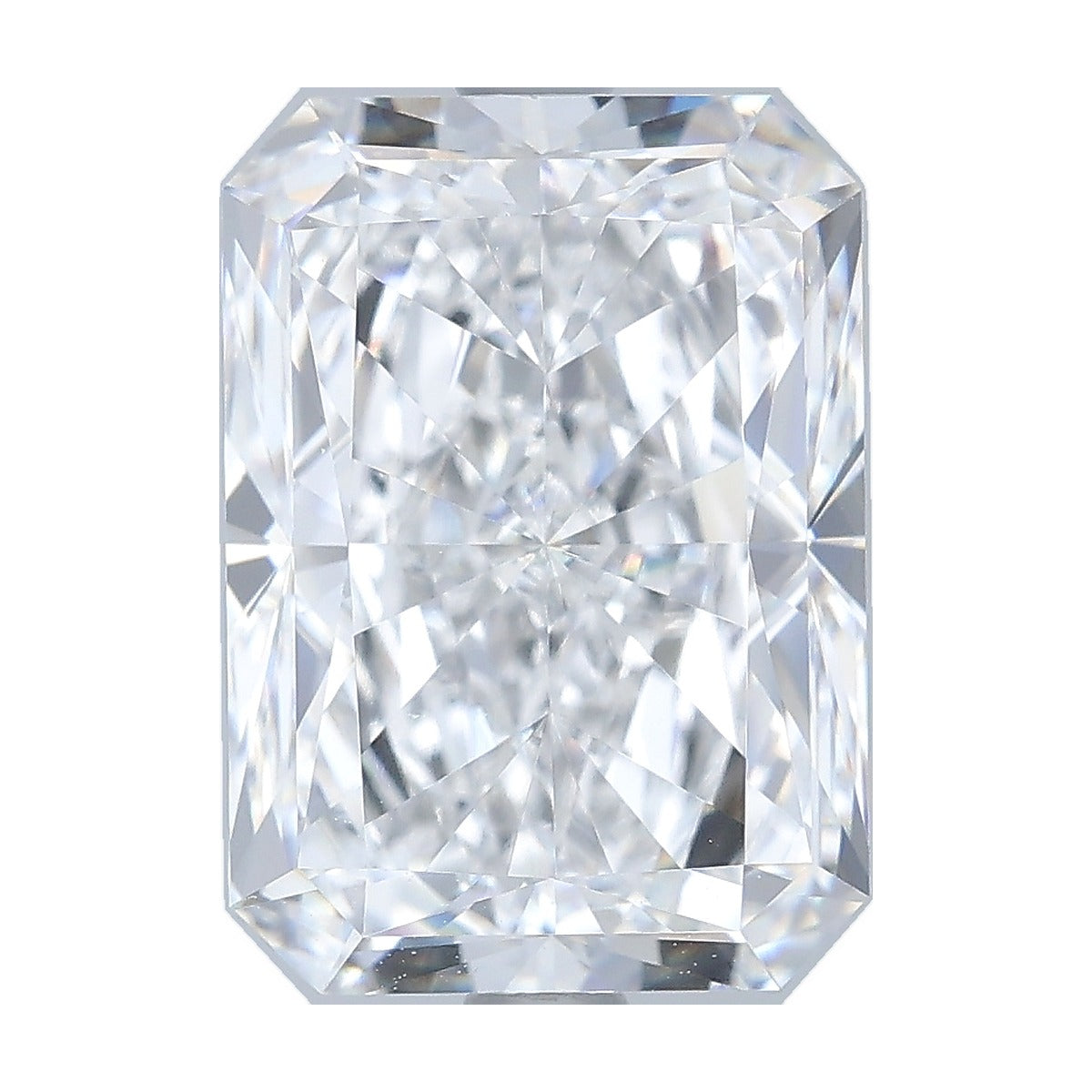 4.02 ct radiant lab-grown diamond, D color, VVS2 clarity, IGI certified, still from its 360° video