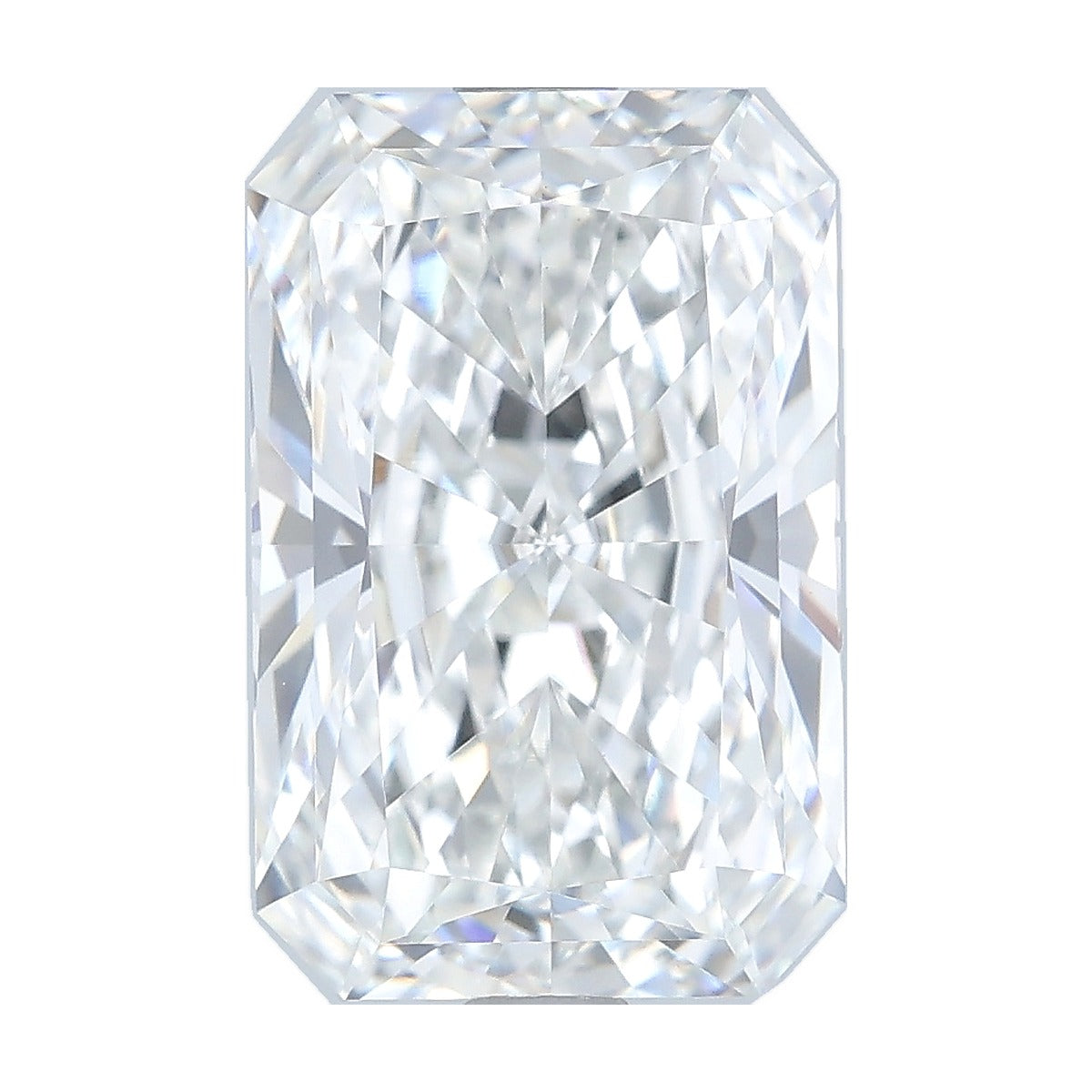 4.05 ct radiant lab-grown diamond, F color, VVS2 clarity, IGI certified, still from its 360° video
