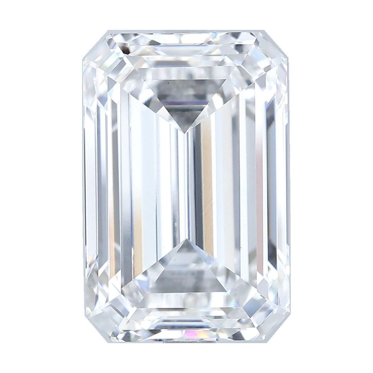 5.53 ct emerald lab-grown diamond, E color, VVS2 clarity, IGI certified, still from its 360° video