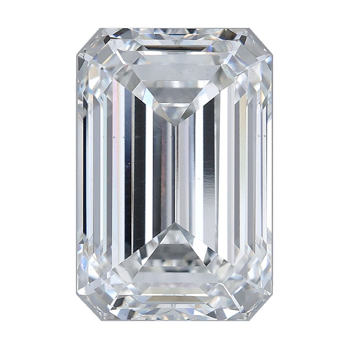 7.06 ct emerald lab-grown diamond, F color, VS1 clarity, IGI certified, still from its 360° video
