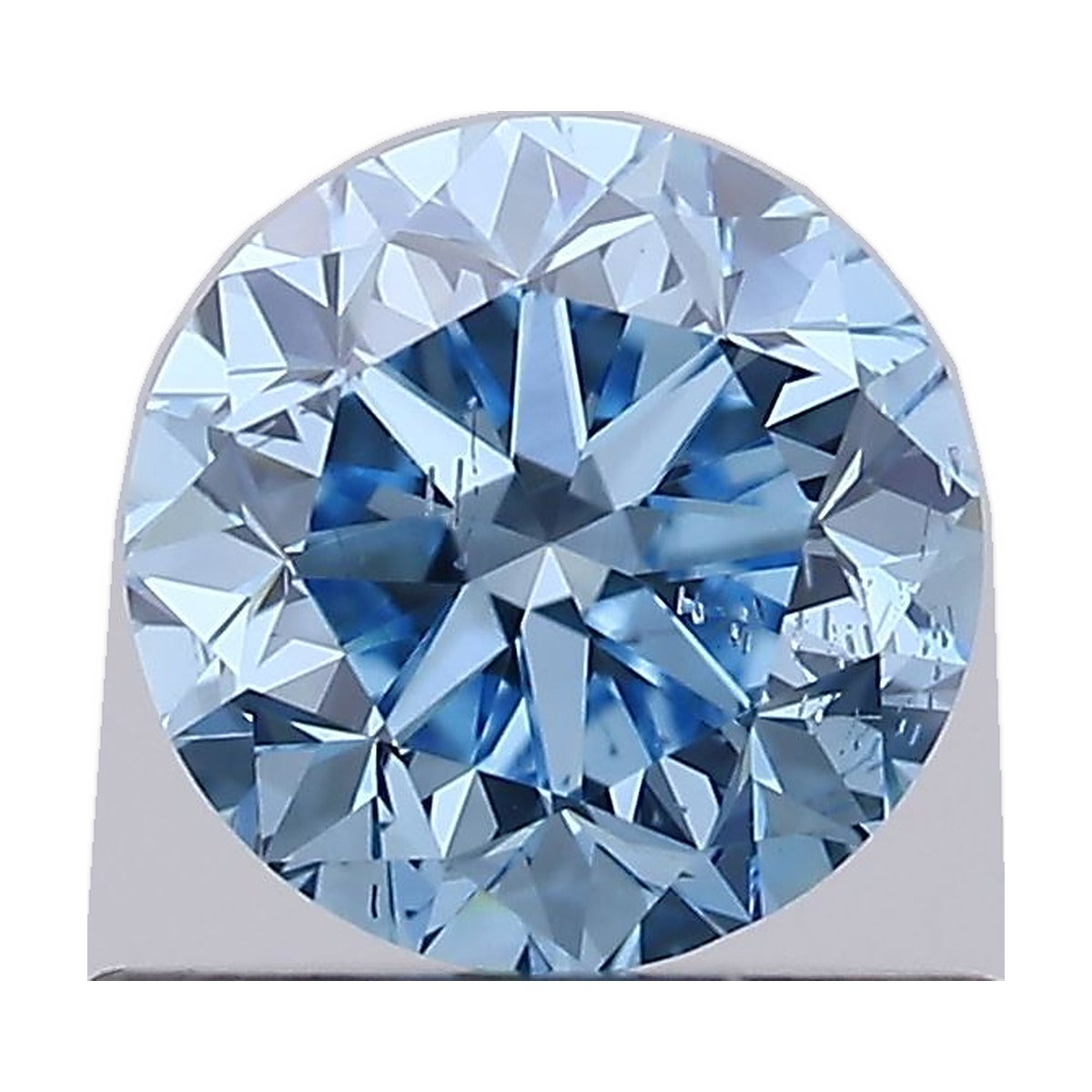 0.69 ct round lab-grown diamond, fancy vivid blue, SI2 clarity, IGI certified, still from its 360° video