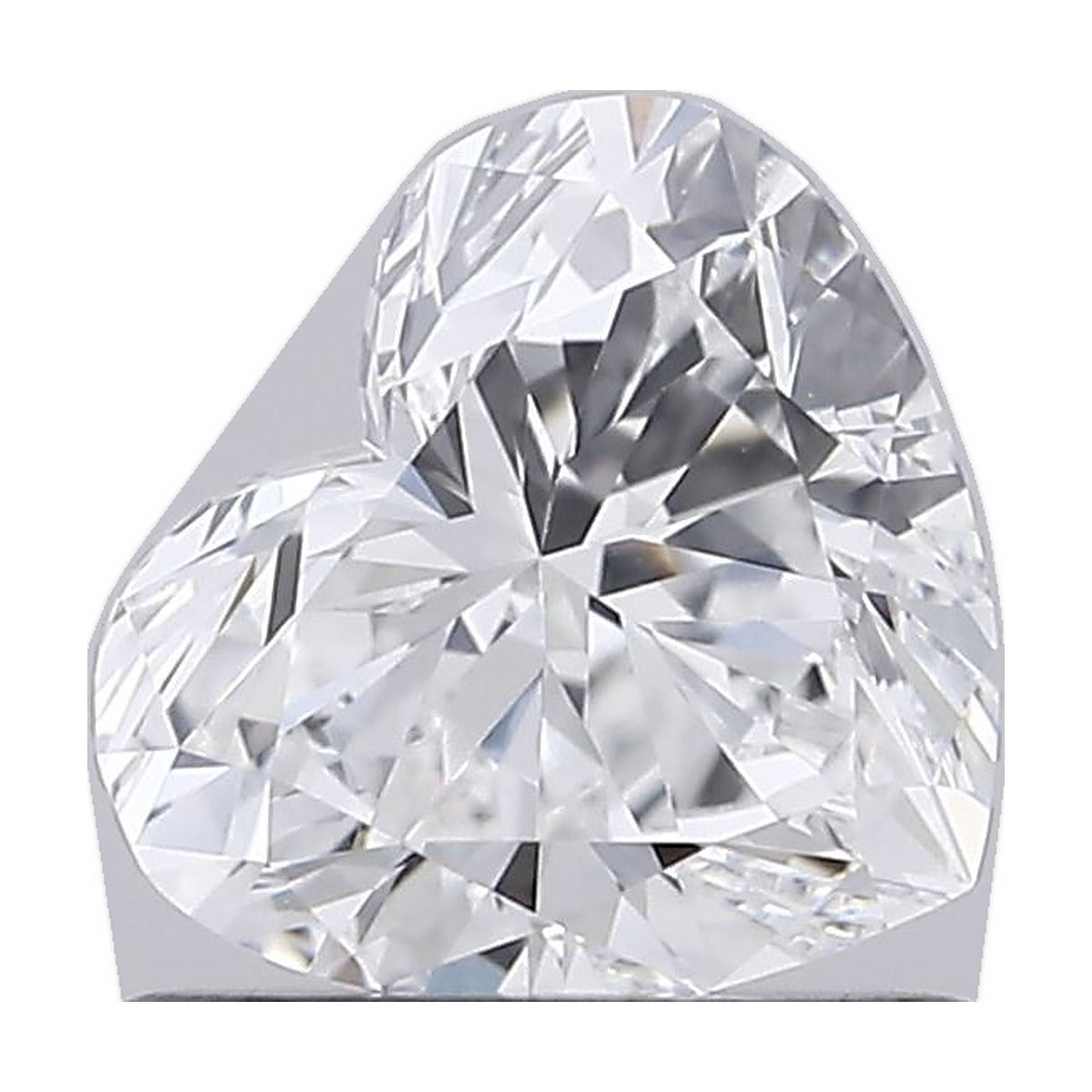 0.81 ct heart lab-grown diamond, D color, VVS2 clarity, IGI certified, still from its 360° video