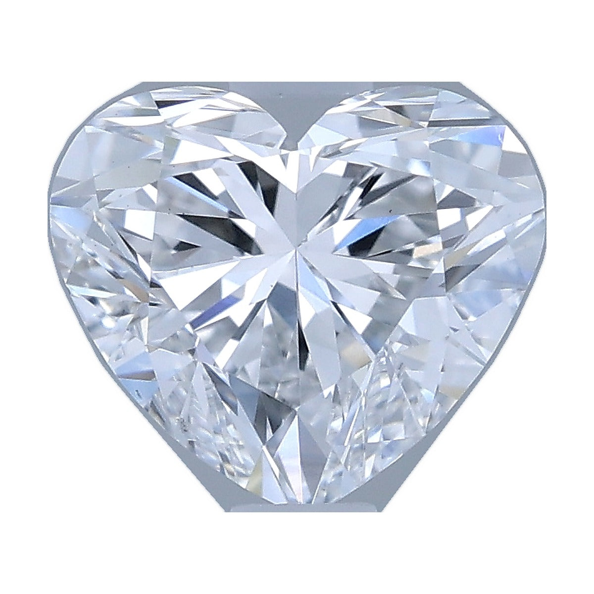 1.04 ct heart lab-grown diamond, D color, VS1 clarity, IGI certified, still from its 360° video