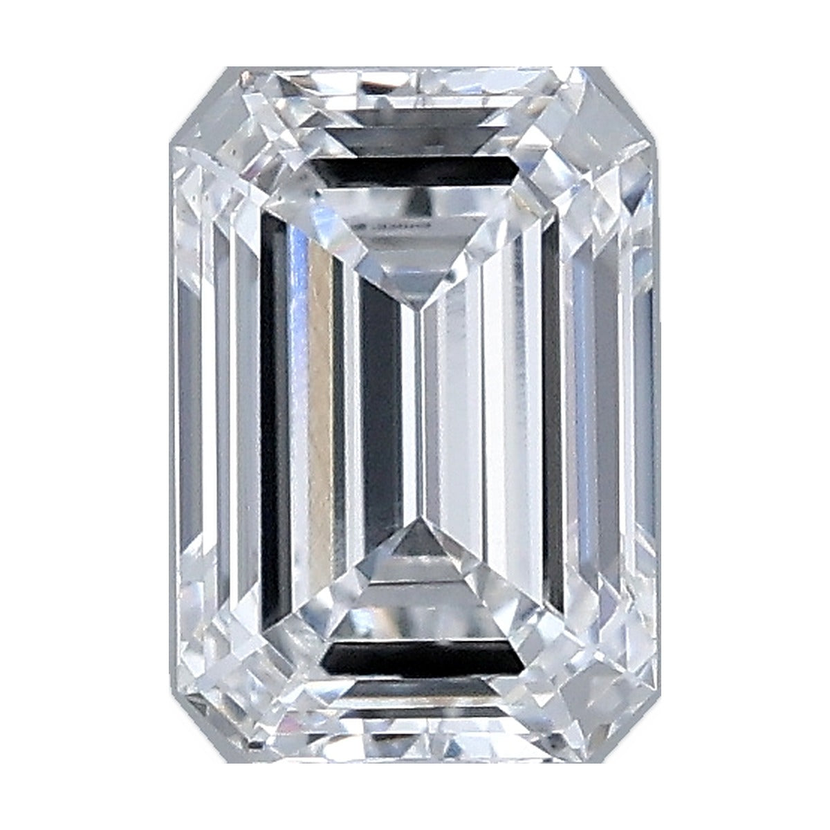 1.05 ct emerald lab-grown diamond, D color, VS1 clarity, IGI certified, still from its 360° video