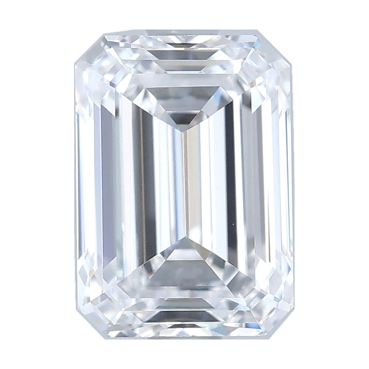 1.51 ct emerald lab-grown diamond, D color, VVS2 clarity, IGI certified, still from its 360° video