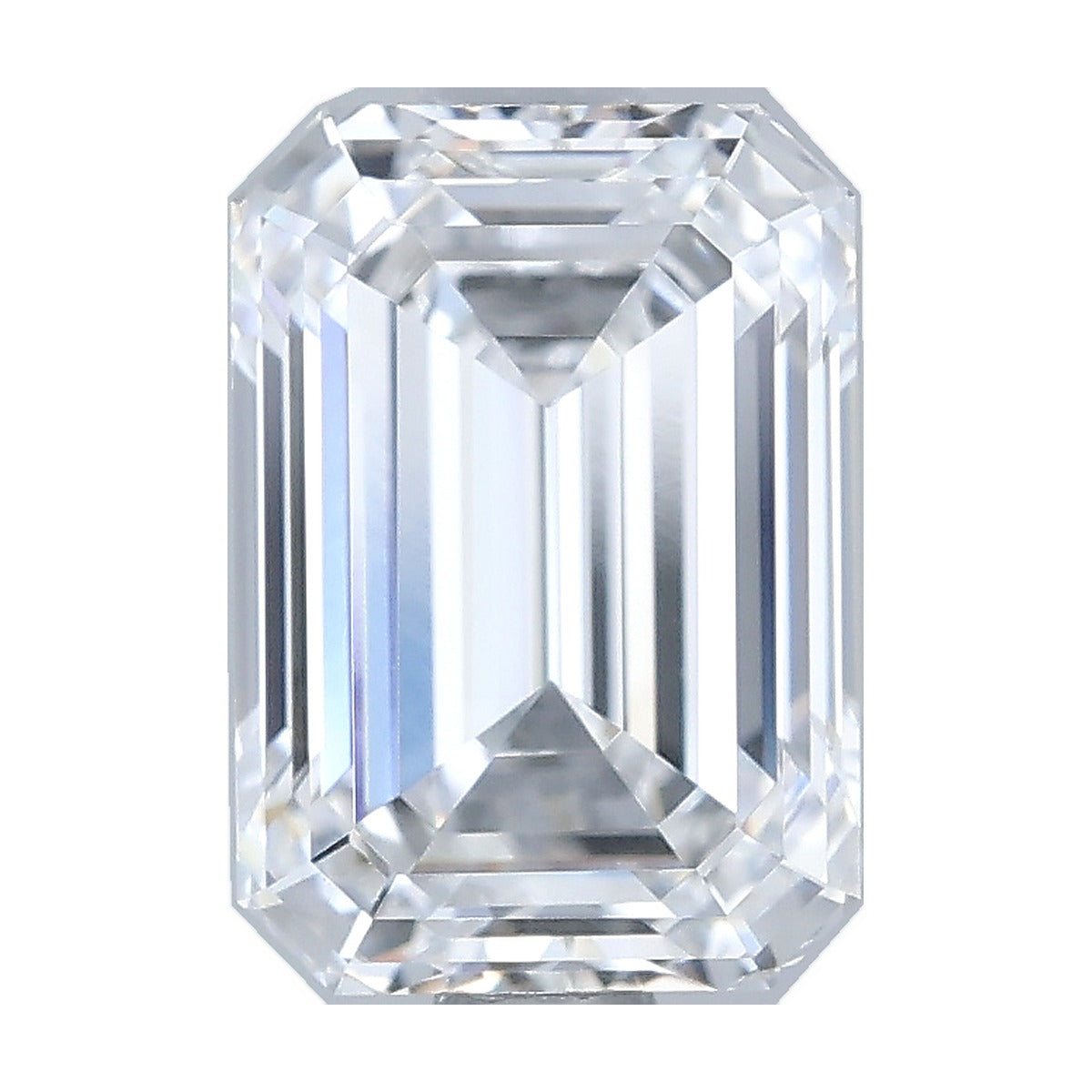 1.54 ct emerald lab-grown diamond, D color, VVS2 clarity, IGI certified, still from its 360° video