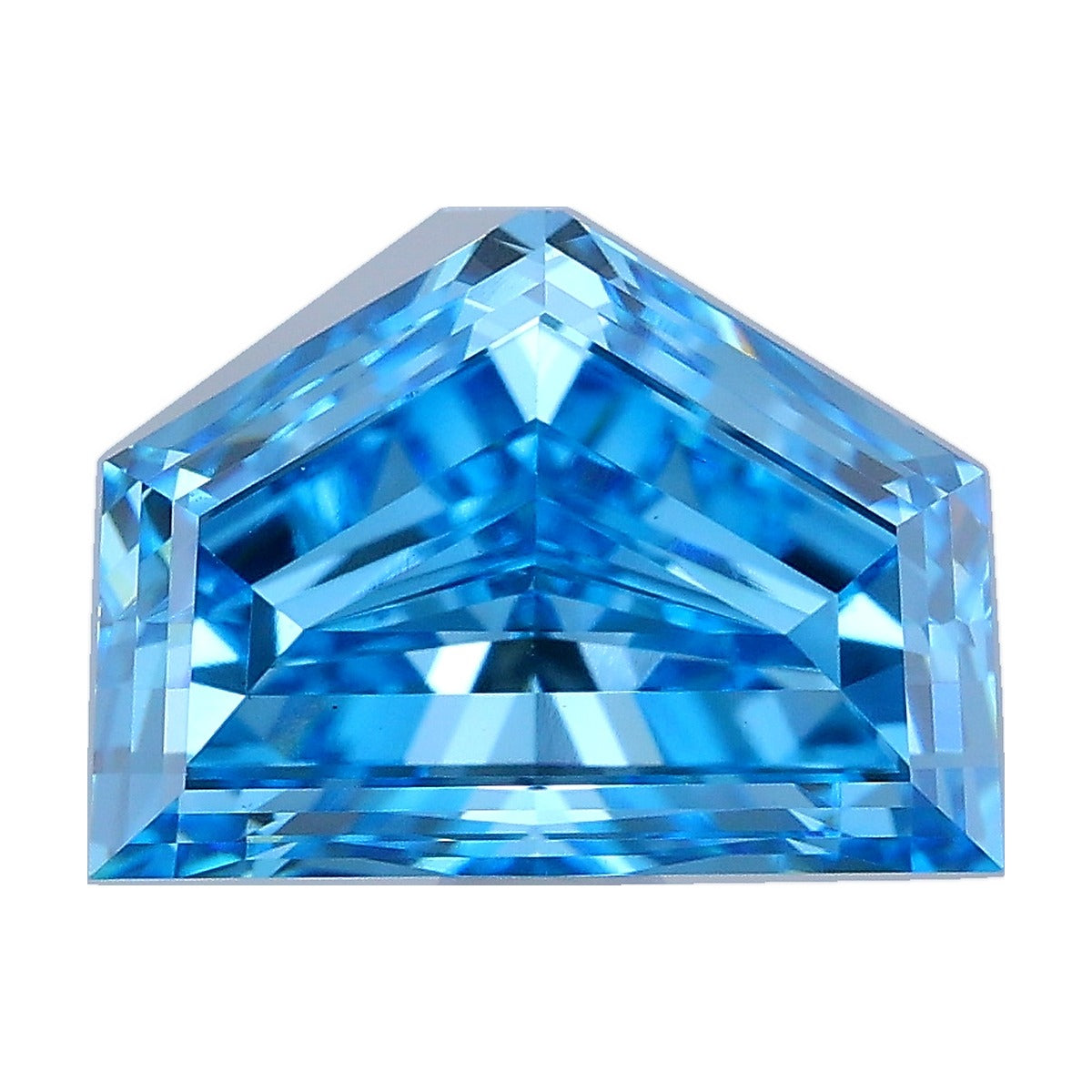 1.77 ct cadillac lab-grown diamond, fancy vivid blue, VS1 clarity, IGI certified, still from its 360° video