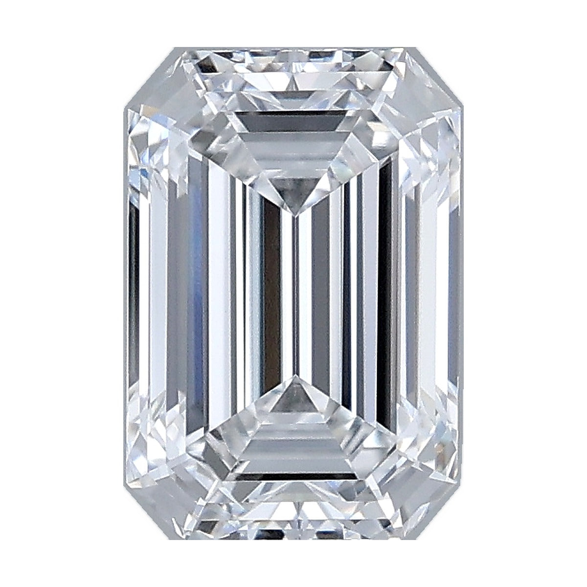 1.78 ct emerald lab-grown diamond, D color, VVS2 clarity, IGI certified, still from its 360° video