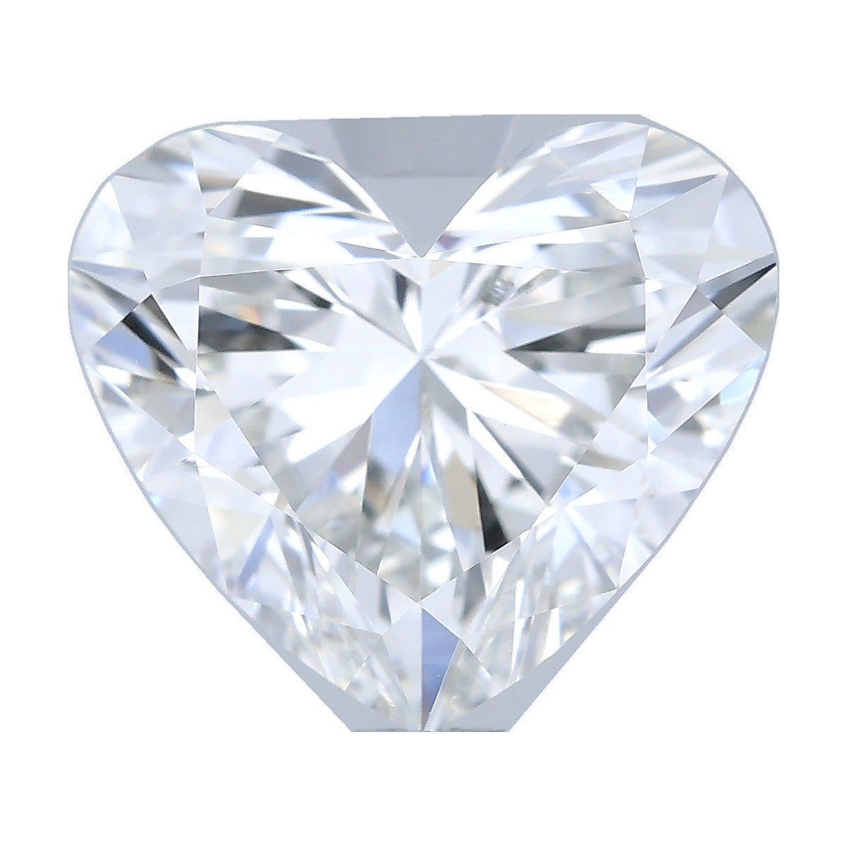 1.79 ct heart lab-grown diamond, F color, VVS2 clarity, IGI certified, still from its 360° video