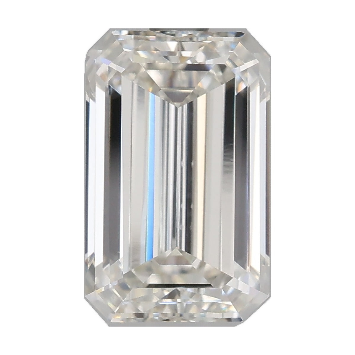1.91 ct emerald lab-grown diamond, F color, VS1 clarity, IGI certified, still from its 360° video