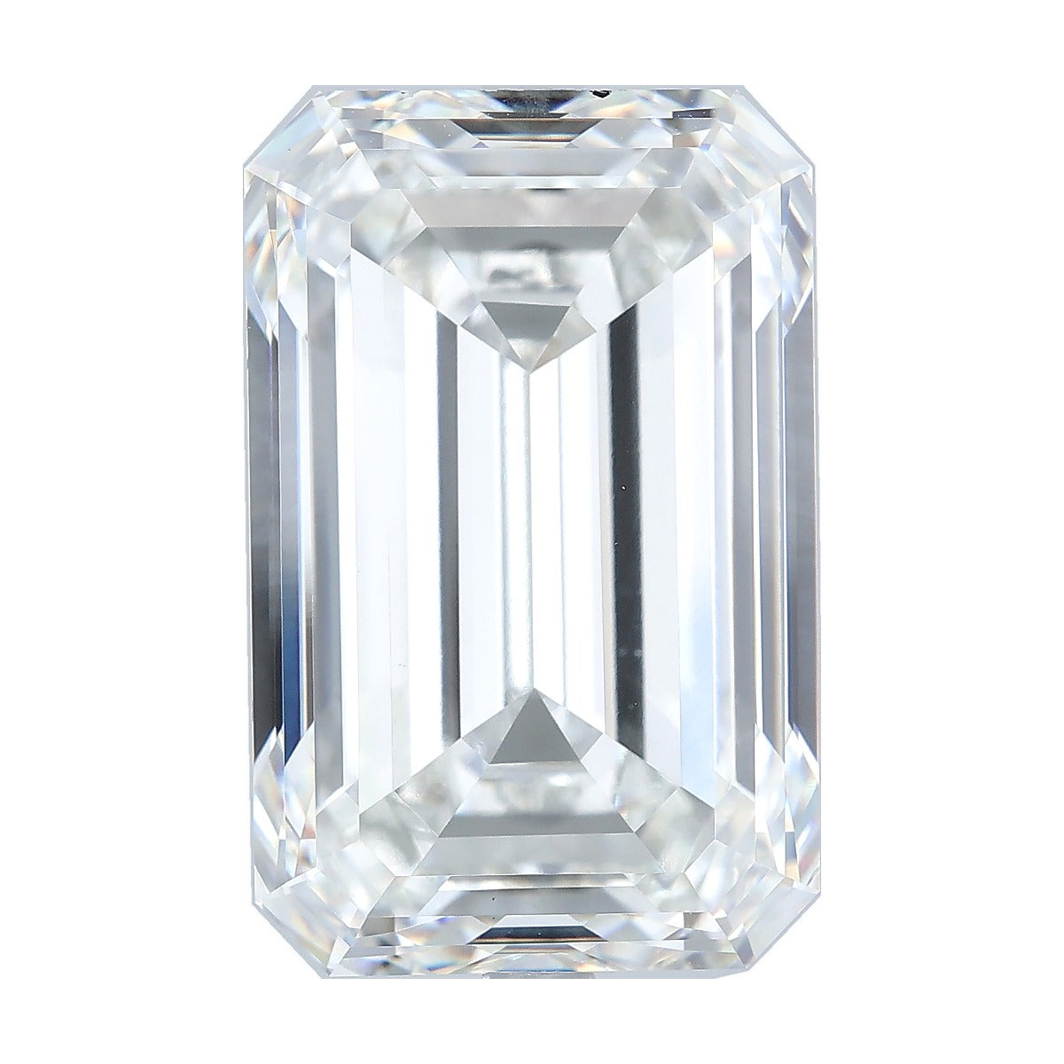 16.51 ct emerald lab-grown diamond, F color, VS1 clarity, IGI certified, still from its 360° video