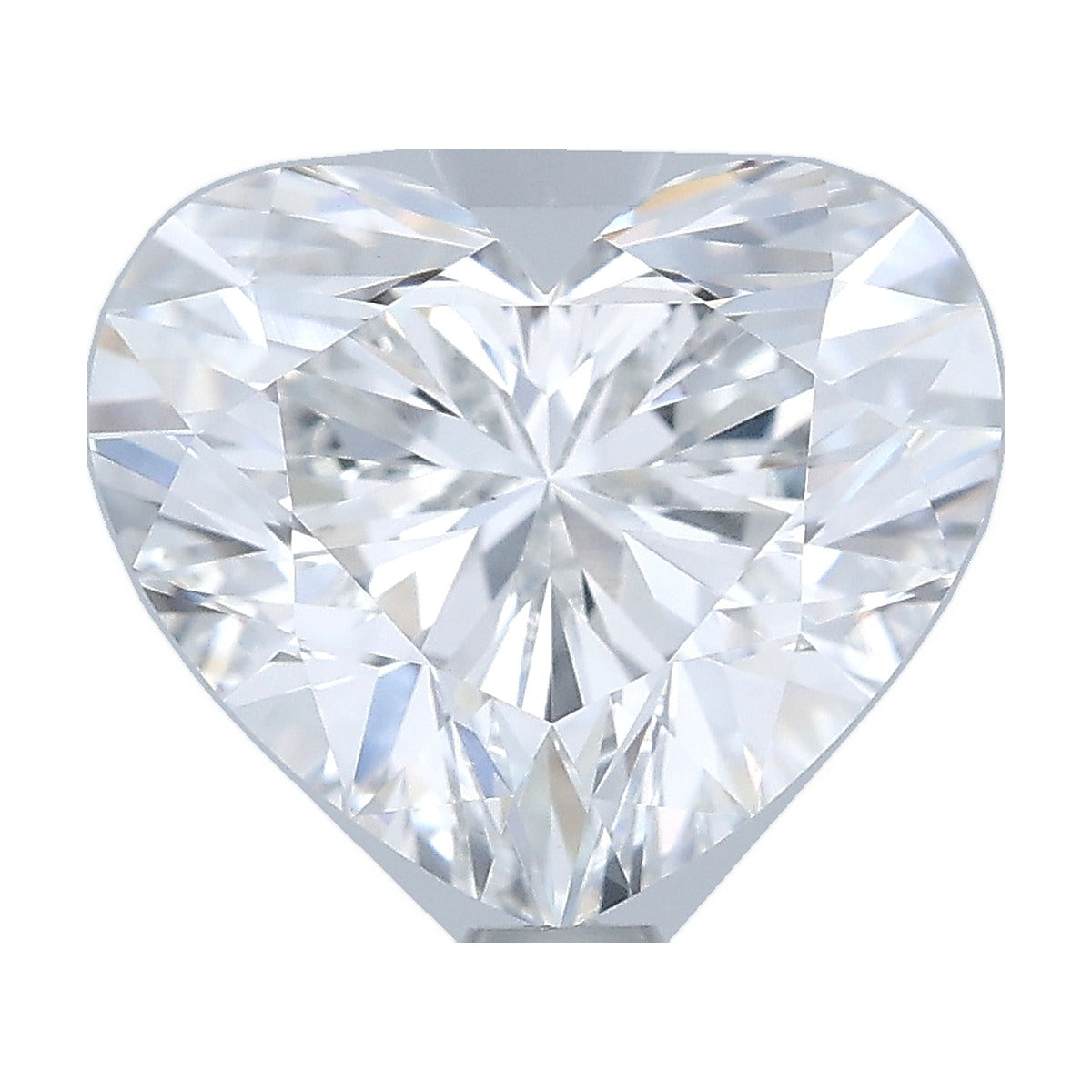 2.04 ct heart lab-grown diamond, E color, VVS2 clarity, IGI certified, still from its 360° video