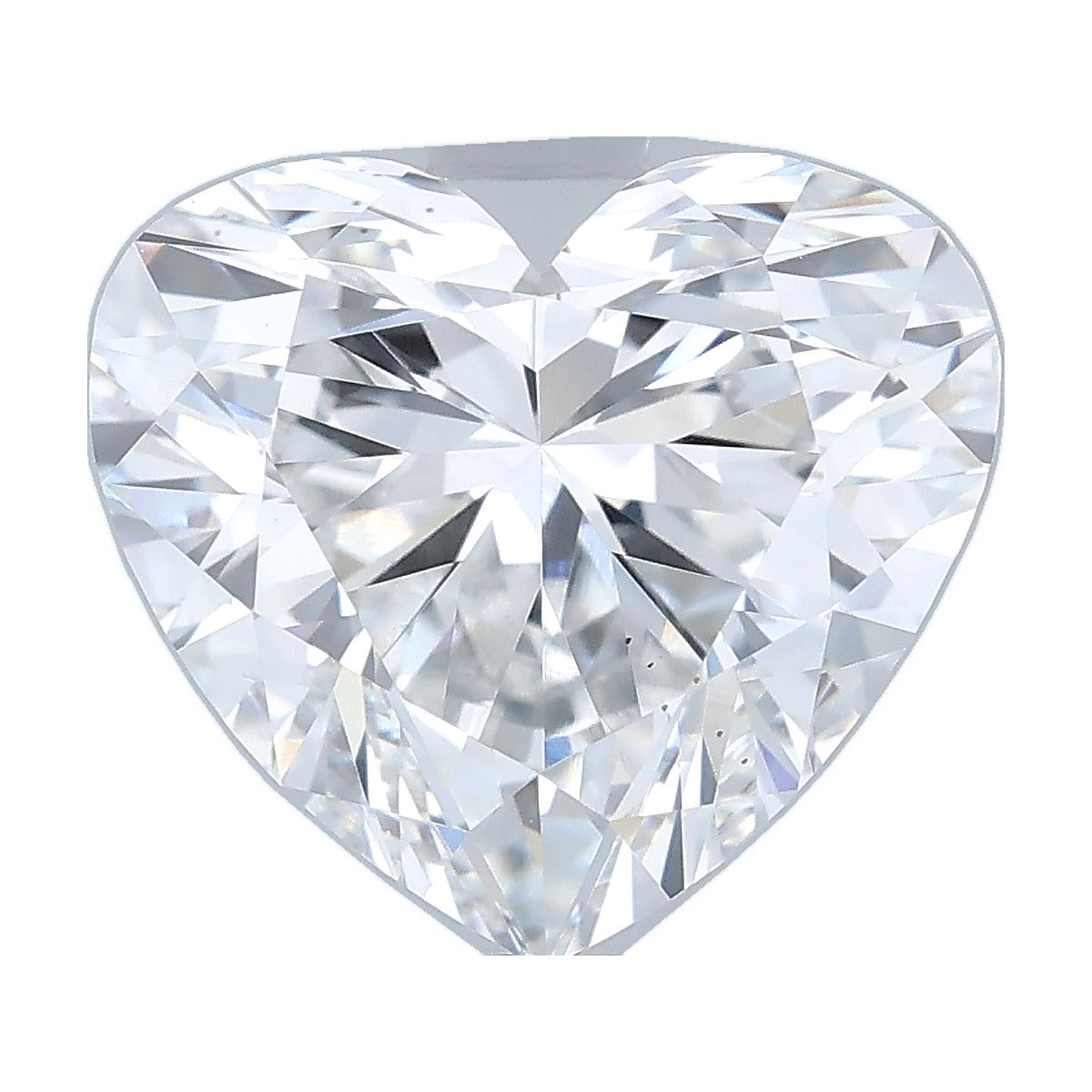 2.06 ct heart lab-grown diamond, D color, VS1 clarity, IGI certified, still from its 360° video