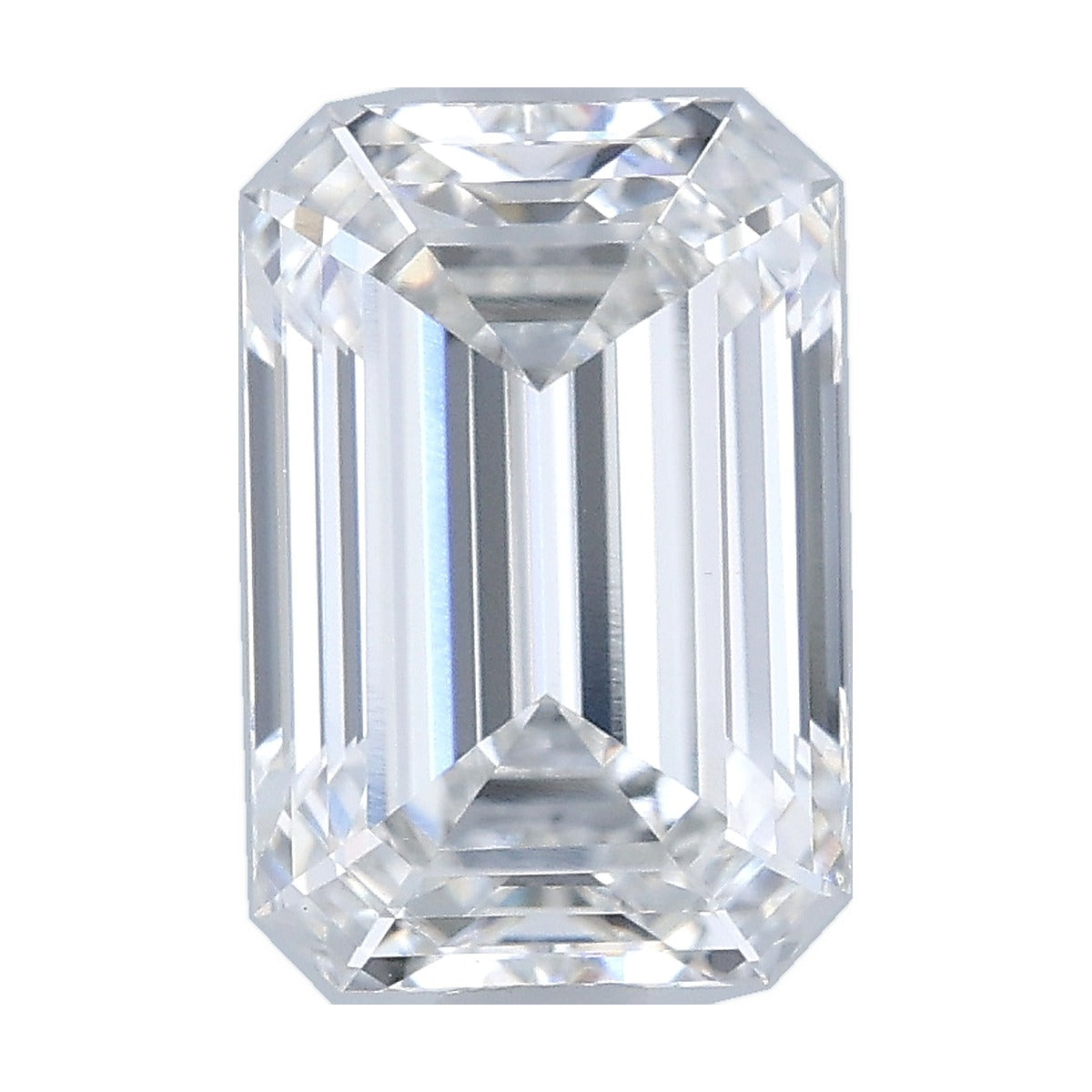 2.07 ct emerald lab-grown diamond, F color, VVS2 clarity, IGI certified, still from its 360° video