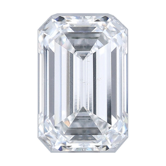 2.14 ct emerald lab-grown diamond, D color, VS2 clarity, IGI certified, still from its 360° video