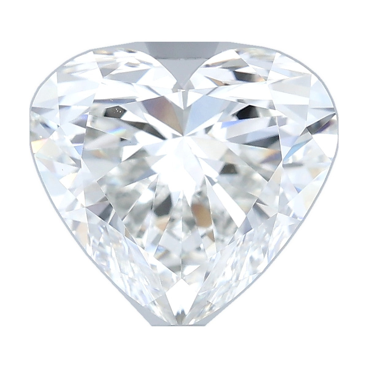 2.54 ct heart lab-grown diamond, F color, VVS2 clarity, IGI certified, still from its 360° video