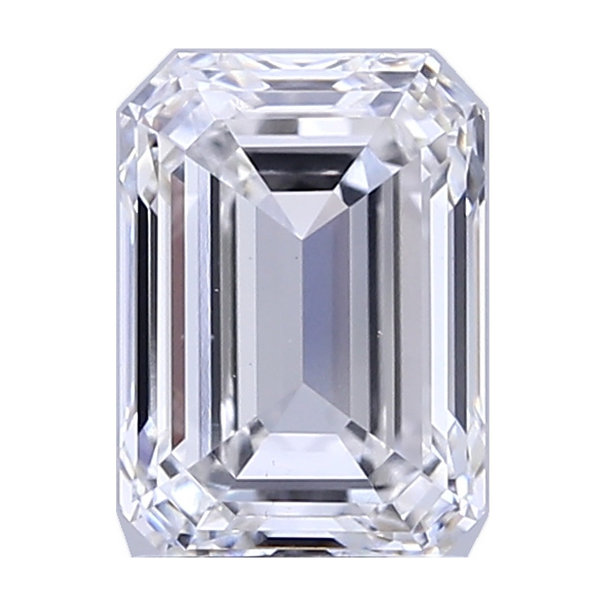 2.57 ct emerald lab-grown diamond, E color, VS1 clarity, IGI certified, still from its 360° video