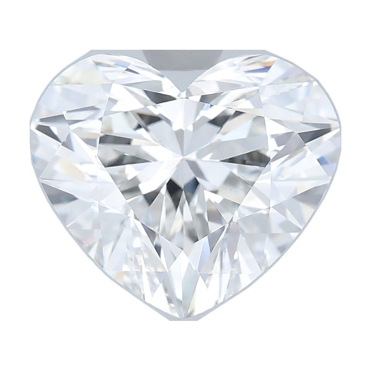 3.06 ct heart lab-grown diamond, F color, VS1 clarity, IGI certified, still from its 360° video