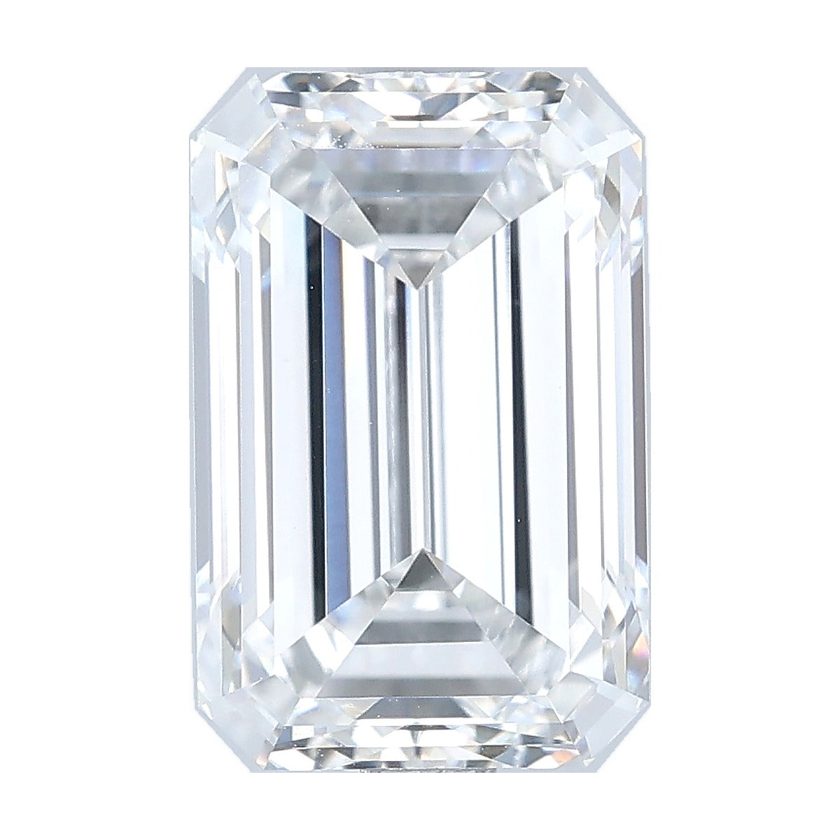 3.22 ct emerald lab-grown diamond, E color, VVS2 clarity, IGI certified, still from its 360° video