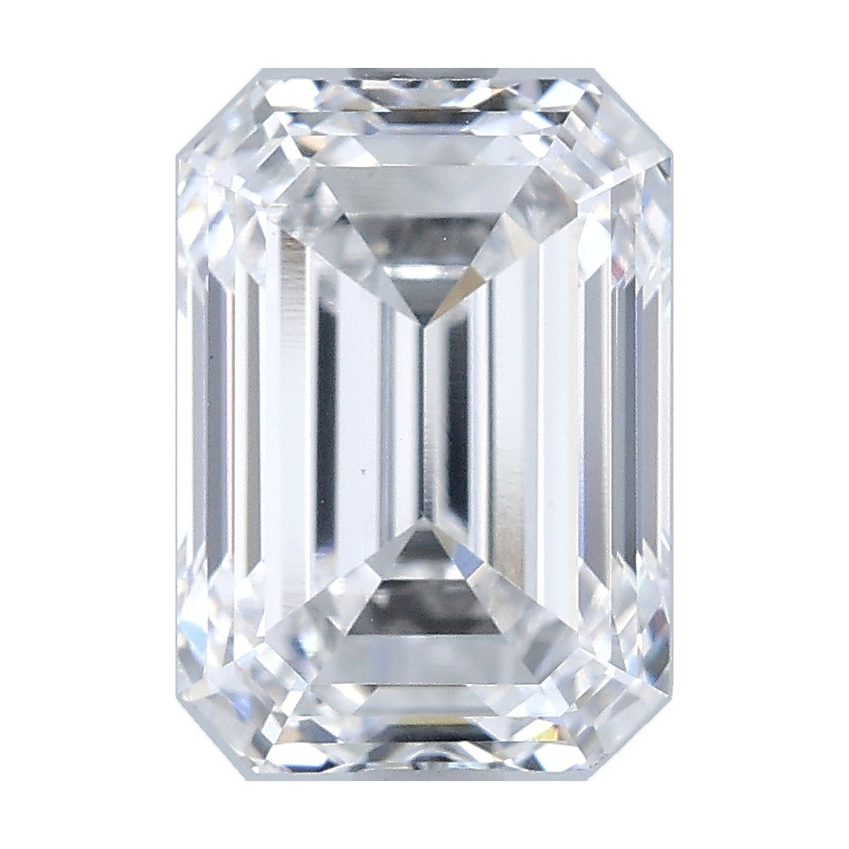 3.50 ct emerald lab-grown diamond, D color, VS1 clarity, IGI certified, still from its 360° video