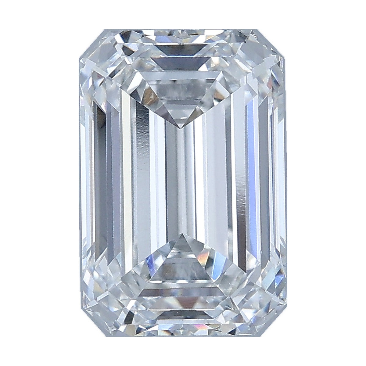 3.51 ct emerald lab-grown diamond, F color, VS2 clarity, IGI certified, still from its 360° video