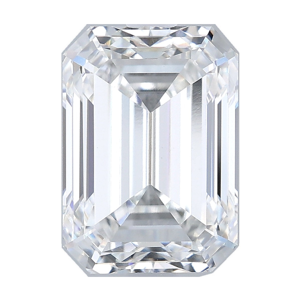 3.52 ct emerald lab-grown diamond, F color, VS1 clarity, IGI certified, still from its 360° video