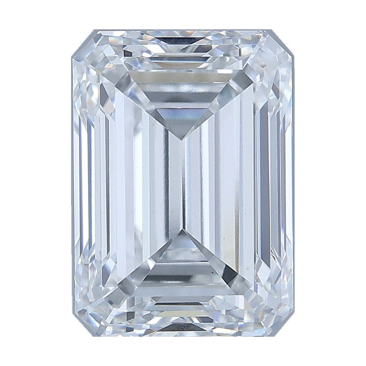 3.53 ct emerald lab-grown diamond, E color, VS1 clarity, IGI certified, still from its 360° video