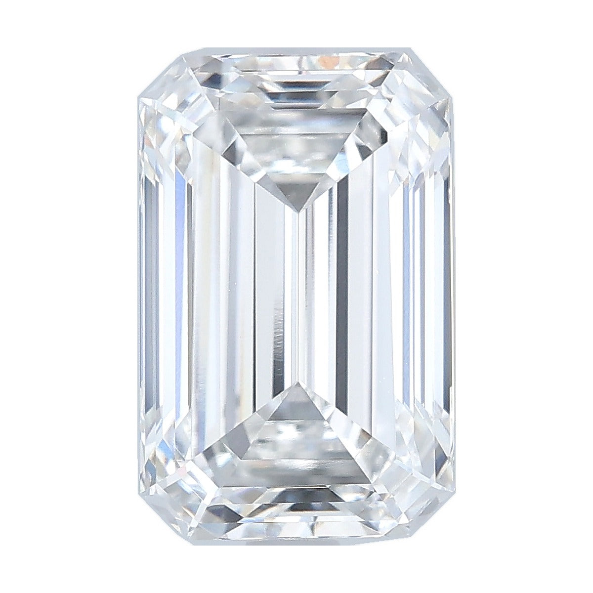 3.57 ct emerald lab-grown diamond, E color, VVS2 clarity, IGI certified, still from its 360° video