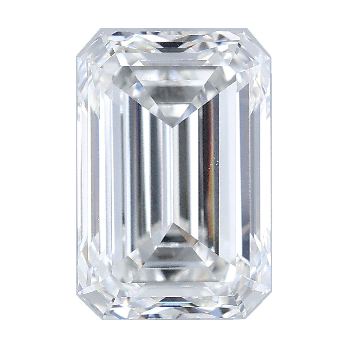 3.70 ct emerald lab-grown diamond, F color, VVS1 clarity, IGI certified, still from its 360° video