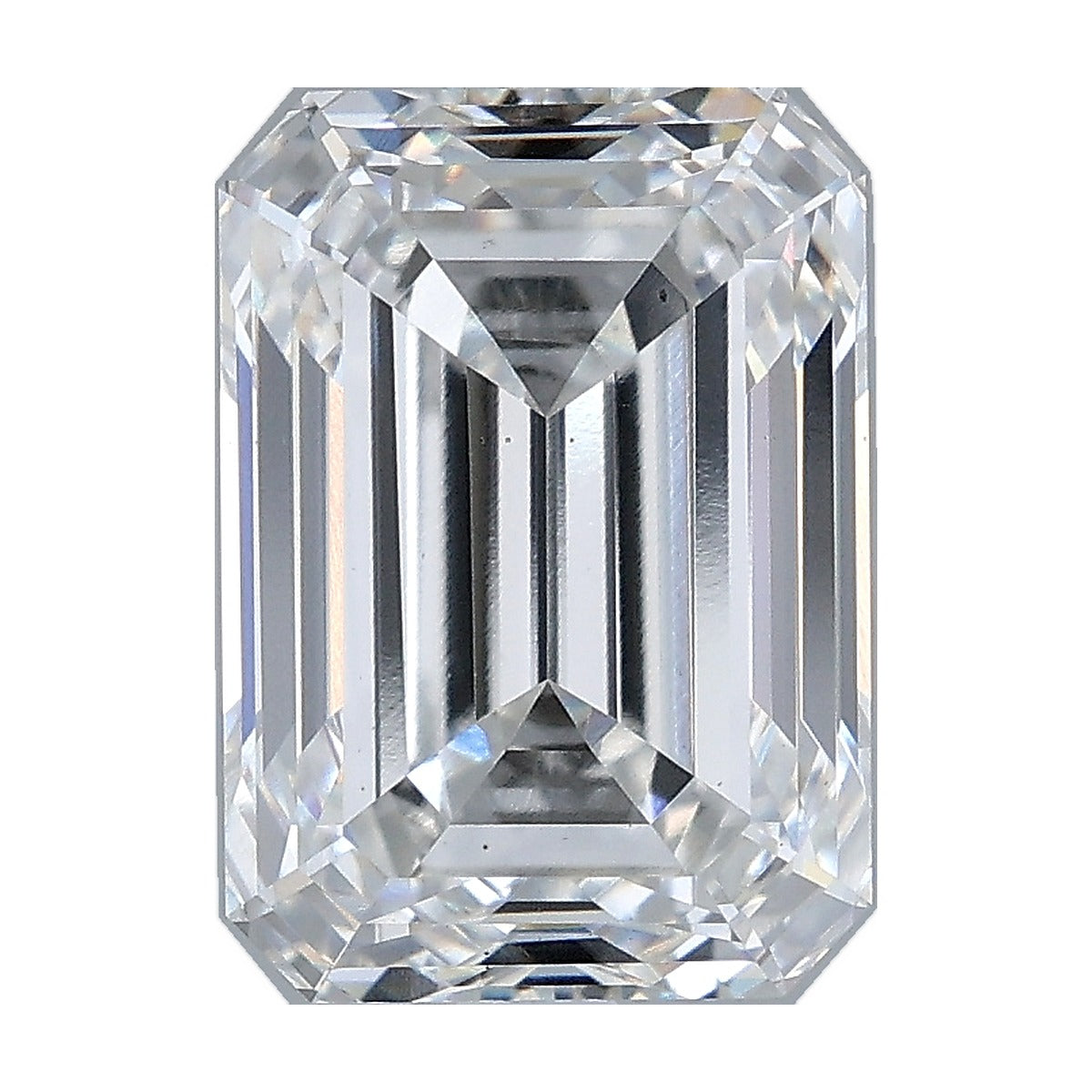3.75 ct emerald lab-grown diamond, F color, VS2 clarity, IGI certified, still from its 360° video