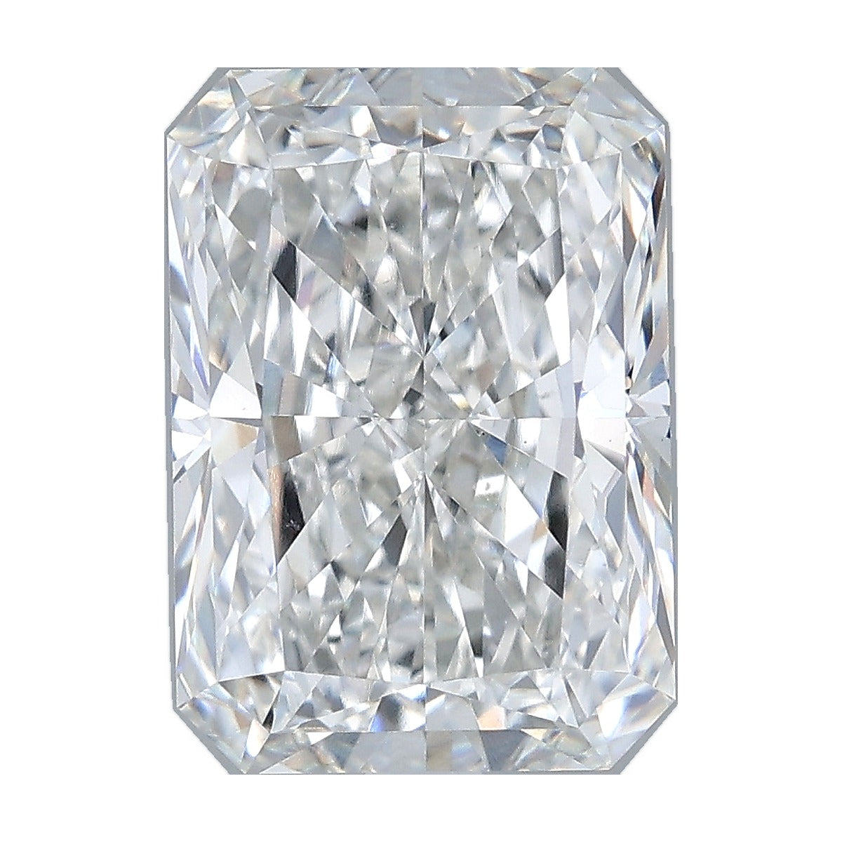 4.04 ct radiant lab-grown diamond, F color, VVS2 clarity, IGI certified, still from its 360° video