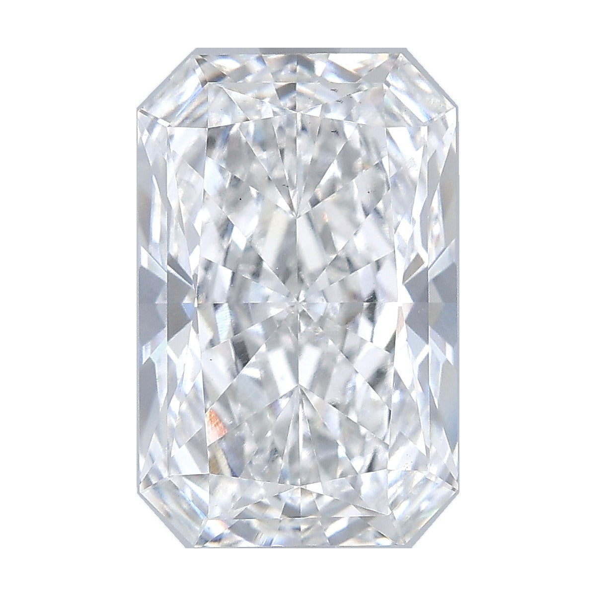 4.05 ct radiant lab-grown diamond, E color, VS2 clarity, IGI certified, still from its 360° video