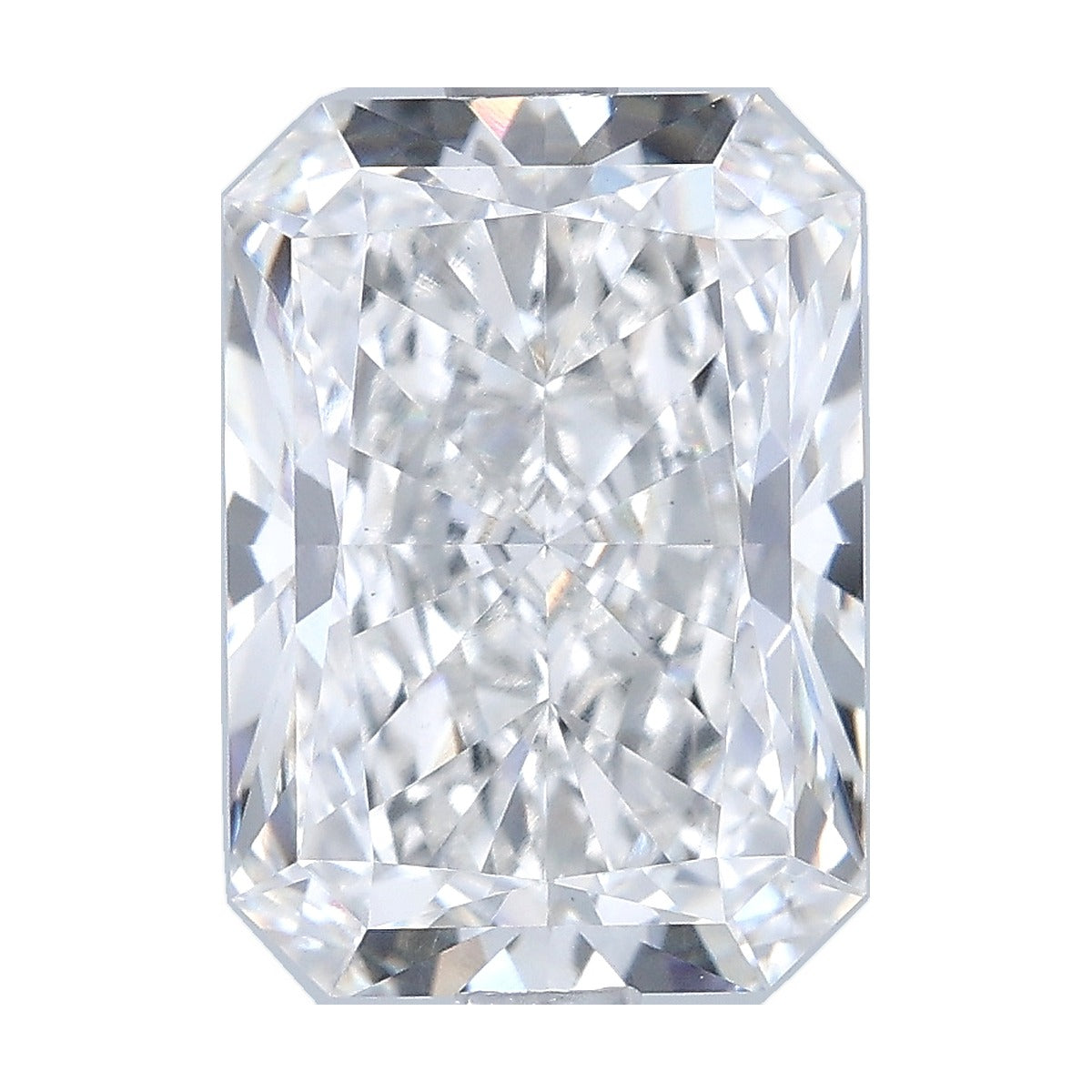 4.08 ct radiant lab-grown diamond, F color, VS1 clarity, IGI certified, still from its 360° video
