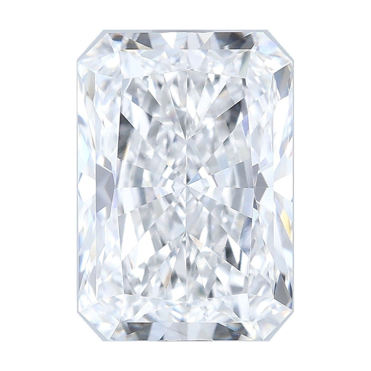 4.11 ct radiant lab-grown diamond, D color, VVS2 clarity, IGI certified, still from its 360° video