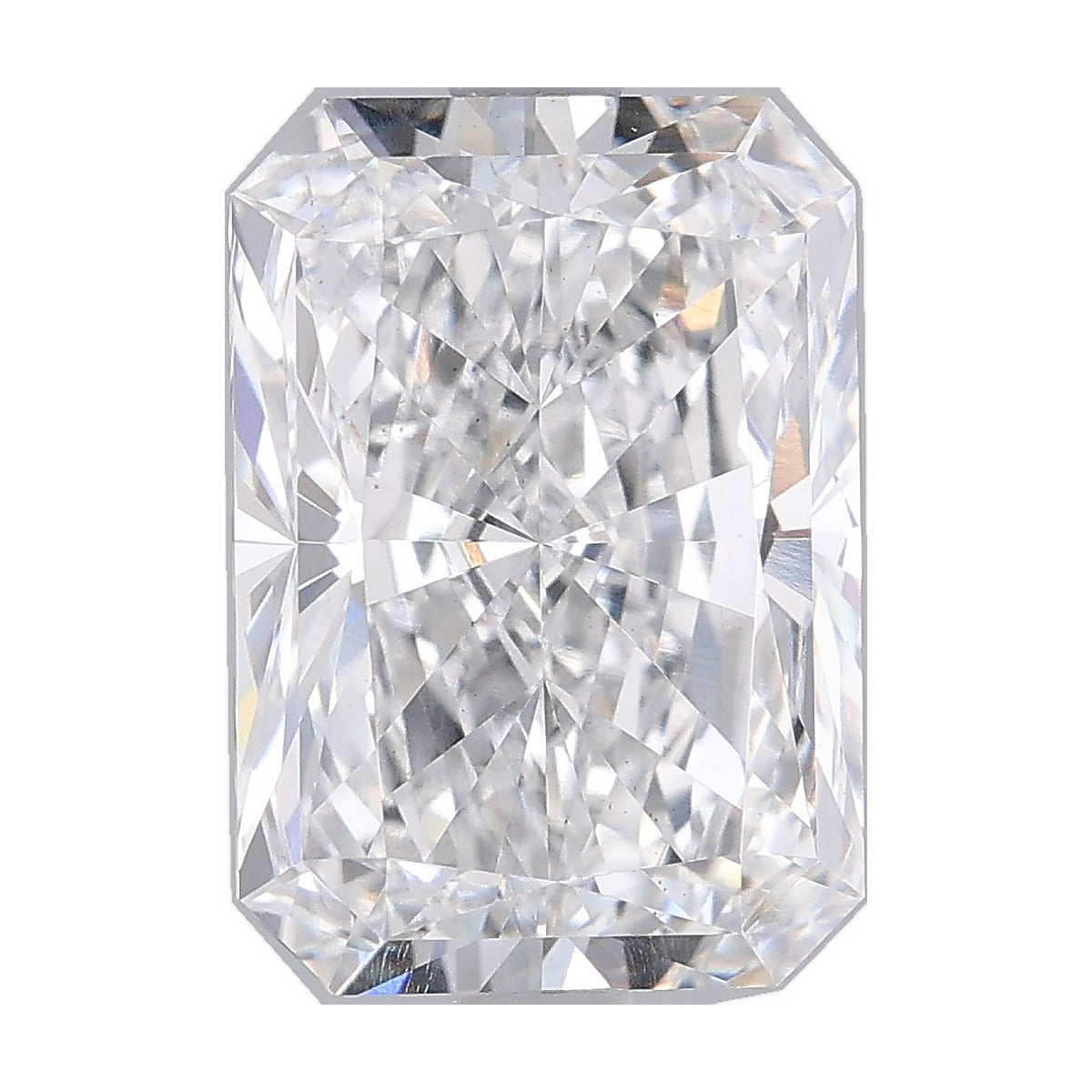 4.14 ct radiant lab-grown diamond, D color, VS2 clarity, IGI certified, still from its 360° video