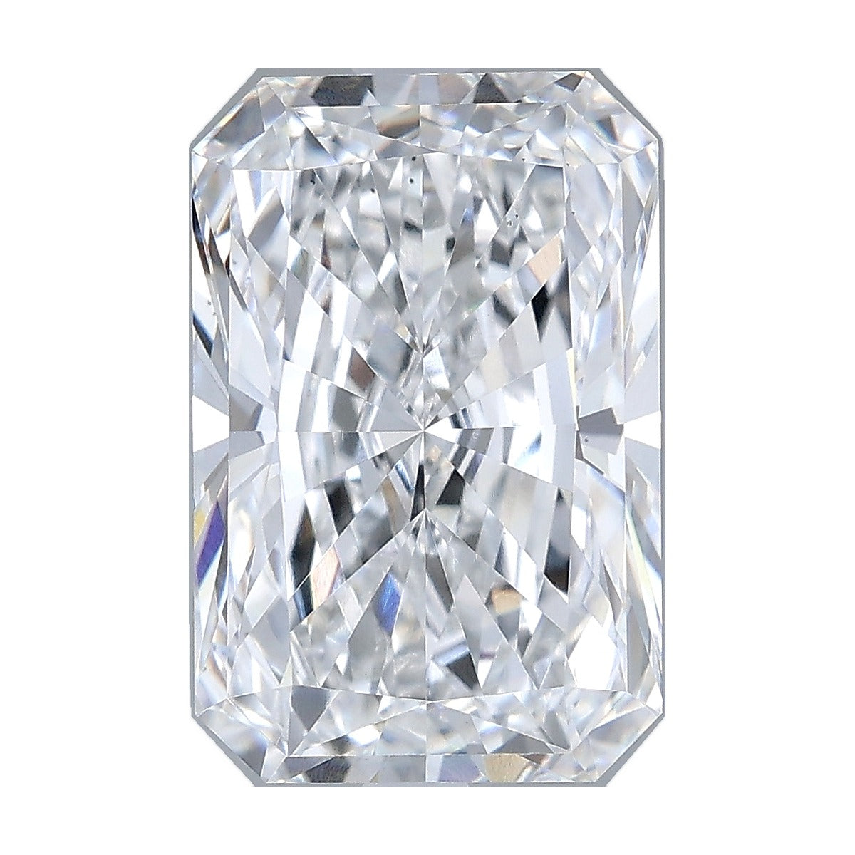 4.52 ct radiant lab-grown diamond, D color, VS1 clarity, IGI certified, still from its 360° video