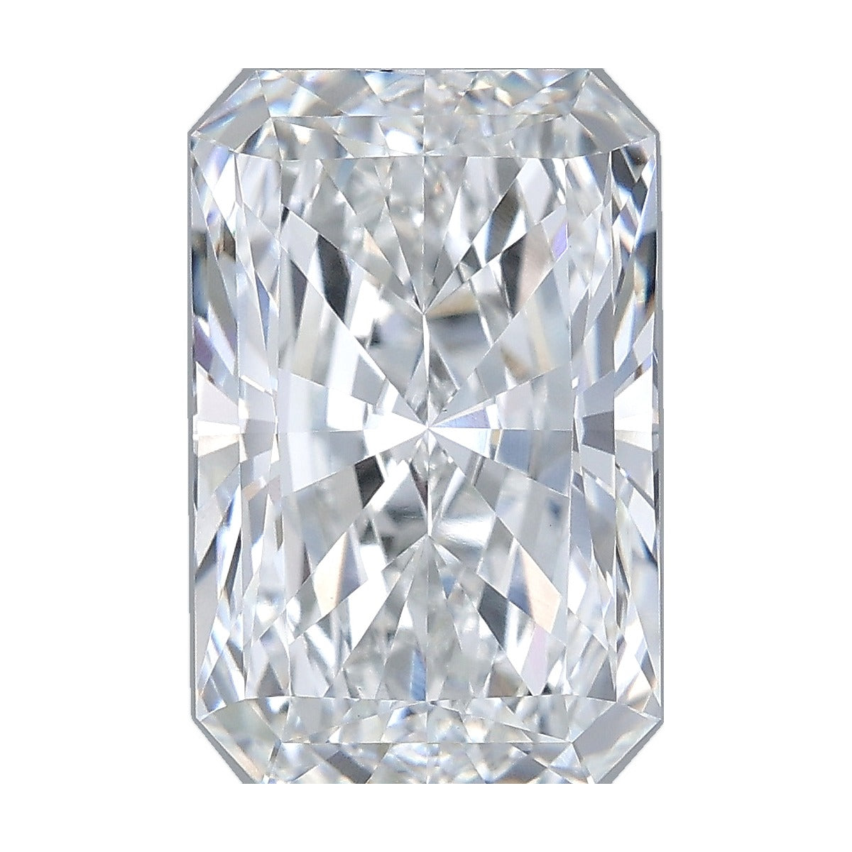 4.57 ct radiant lab-grown diamond, D color, VVS2 clarity, IGI certified, still from its 360° video