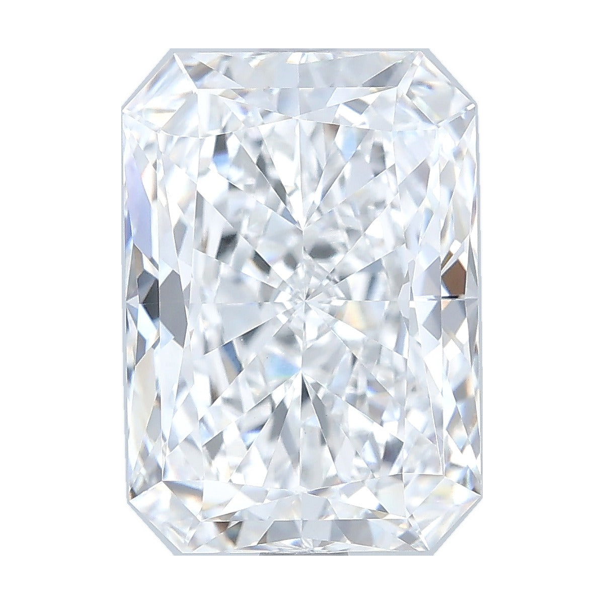 4.58 ct radiant lab-grown diamond, D color, VVS2 clarity, IGI certified, still from its 360° video