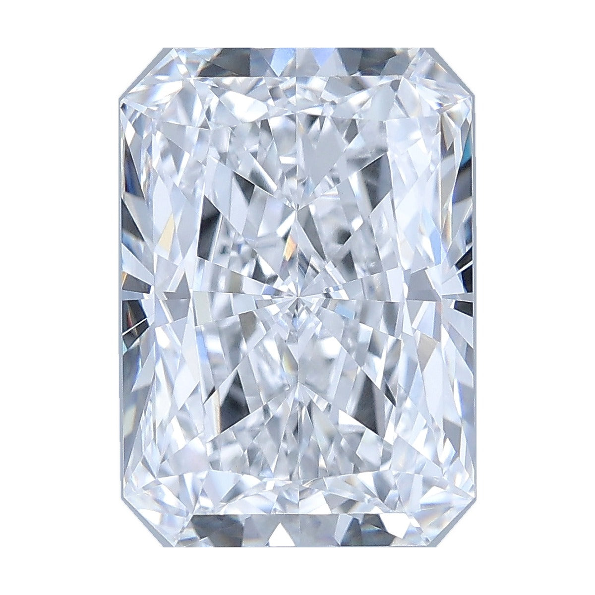 4.78 ct radiant lab-grown diamond, D color, VVS2 clarity, IGI certified, still from its 360° video