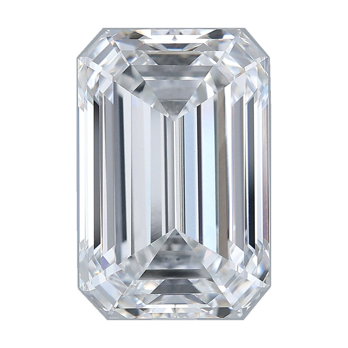 5.03 ct emerald lab-grown diamond, E color, VVS2 clarity, IGI certified, still from its 360° video